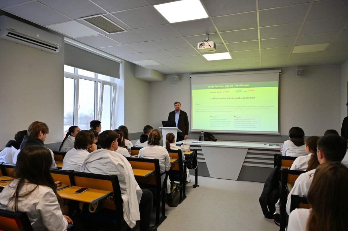 integritate academică